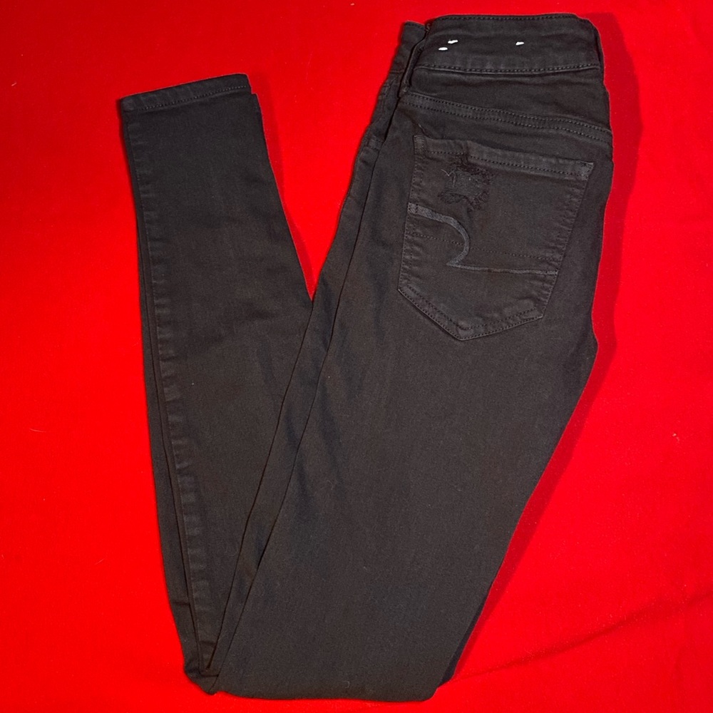 american‎ eagle size 2 black distressed pants